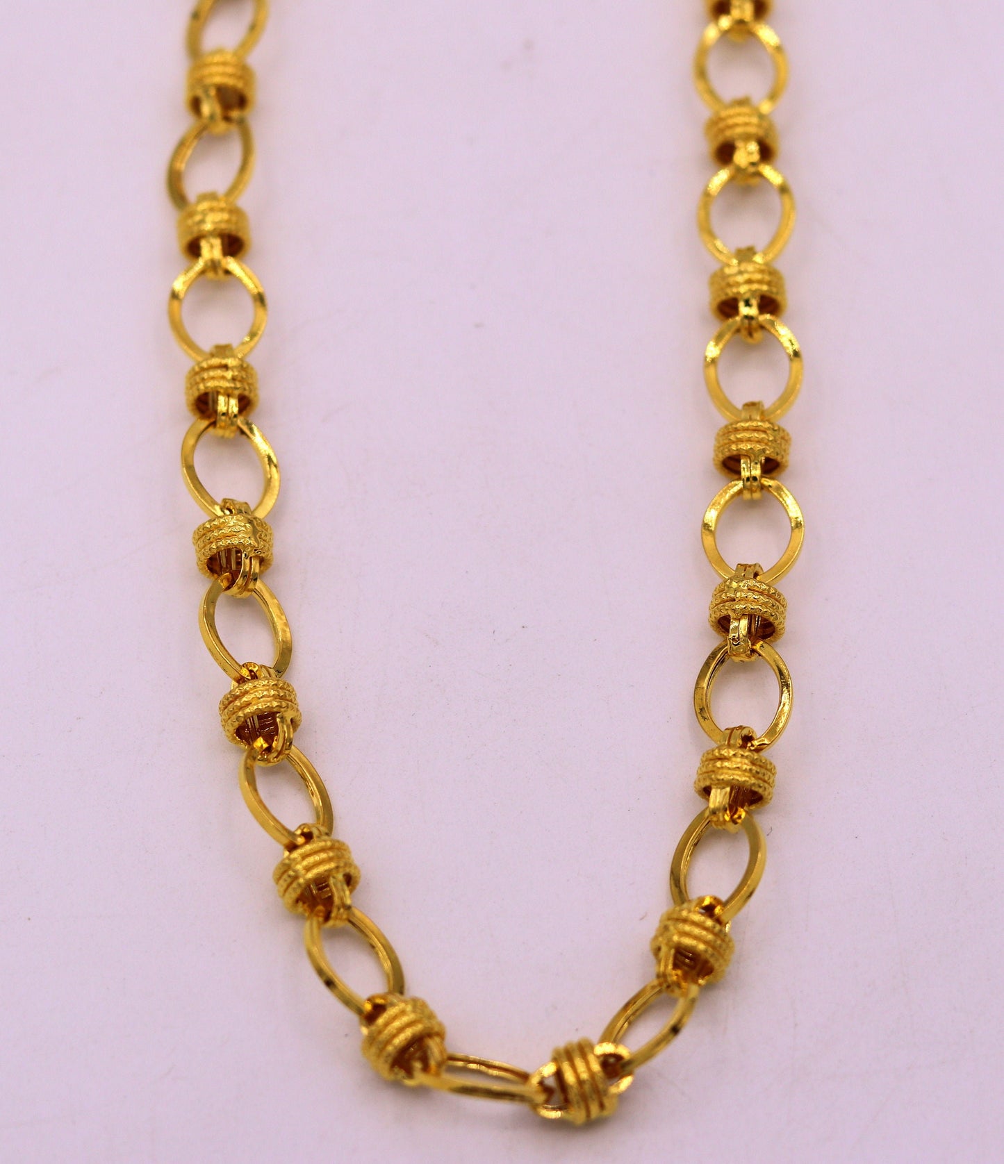 Vintage handmade 22K yellow gold link chain necklace, wide 8-9mm unisex jewelry with royal Rajasthan style by TRIBAL ORNAMENTS.
