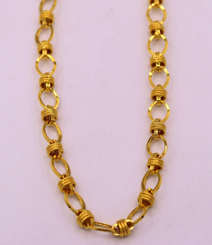 Vintage handmade 22K yellow gold link chain necklace, wide 8-9mm unisex jewelry with royal Rajasthan style by TRIBAL ORNAMENTS.