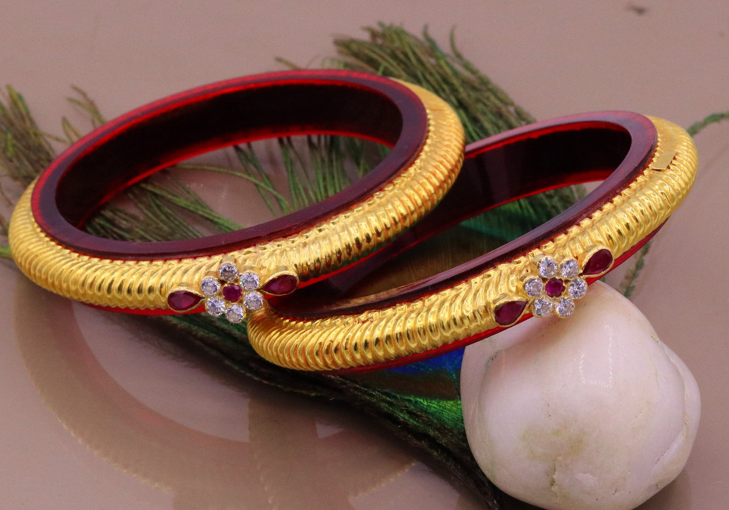 Authentic 22KT yellow gold handmade tribal bangle bracelet from Rajasthan, featuring vintage Indian traditional jewelry design.