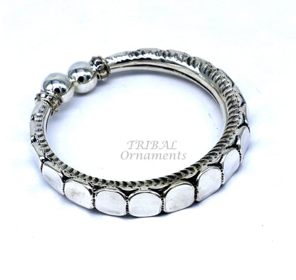 Sterling silver handmade bangle bracelet with vintage antique design, stylish unisex jewelry by TRIBAL ORNAMENTS.