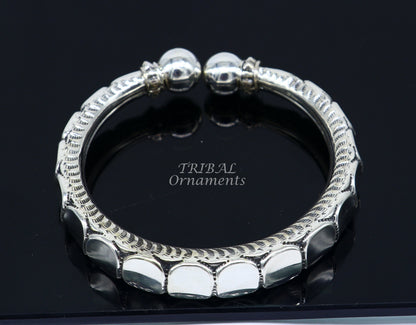 Sterling silver handmade bangle bracelet with vintage antique design, unisex stylish jewelry by Tribal Ornaments.