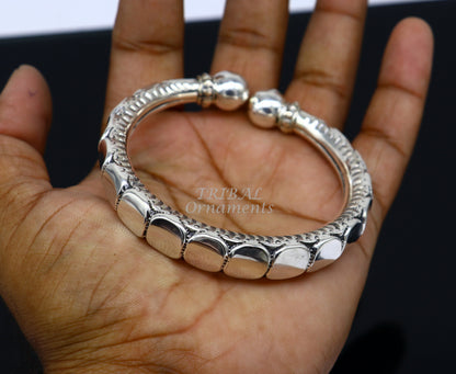 Handmade 925 sterling silver bangle bracelet with vintage antique design, stylish unisex jewelry from Tribal Ornaments.