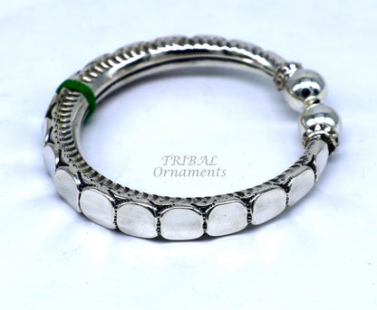 Sterling silver handmade bangle bracelet with vintage antique design, unisex stylish jewelry by Tribal Ornaments.