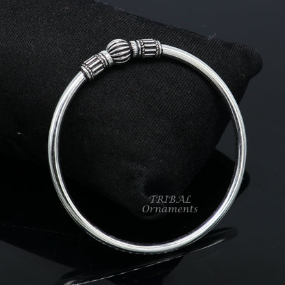 925 sterling silver bangle bracelet with shiny plain design and single ball detail, stylish tribal jewelry for brides and belly dance.