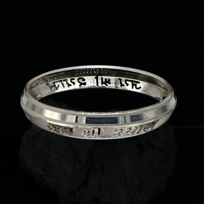 Handmade 999 pure silver men's kada bracelet featuring "Jai Shri Shyam" mantra design, crafted by TRIBAL ORNAMENTS.