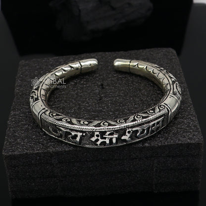 925 Sterling silver handmade Divine "jai Shree Shyam" Lord Krishna mantra bracelet kada best divine unisex tribal ethnic jewelry nsk709 - TRIBAL ORNAMENTS