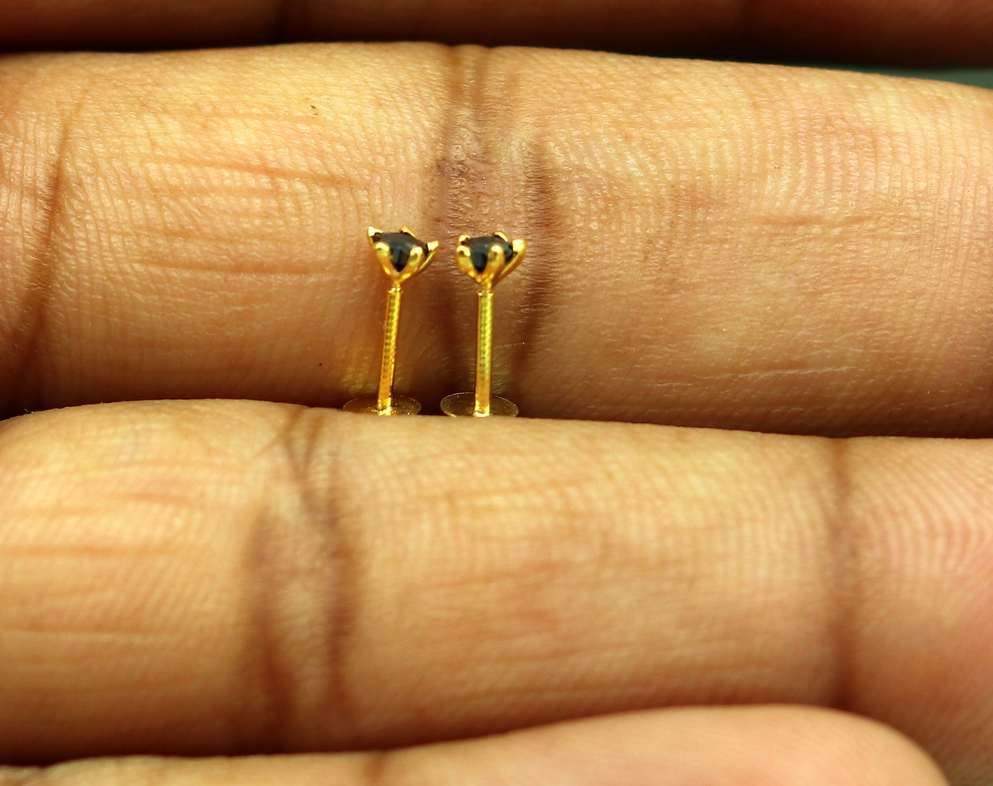 3mm or 3.5mm single black stone 18kt yellow gold handmade star shape fabulous screw back stud earring use as nose pin unisex jewelry er119 - TRIBAL ORNAMENTS
