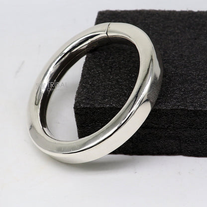 Sterling silver bangle bracelet or kada with a plain shiny bright finish, suitable for men or girls, from Tribal Ornaments.