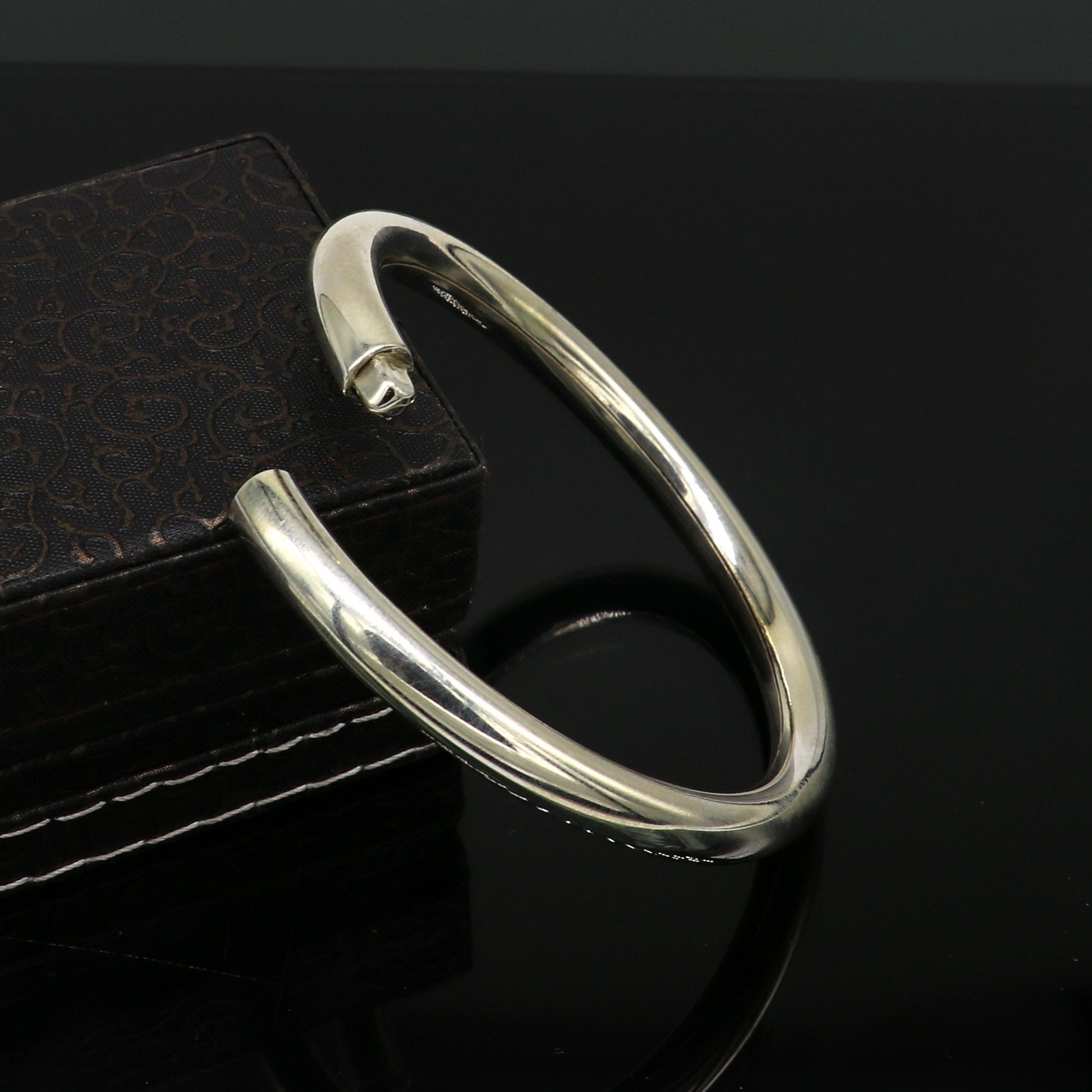 Fine 925 sterling silver plain shiny bright bangle bracelet kada, excellent personalized gifting stylish fancy bangle men's or girls nssk350 - TRIBAL ORNAMENTS