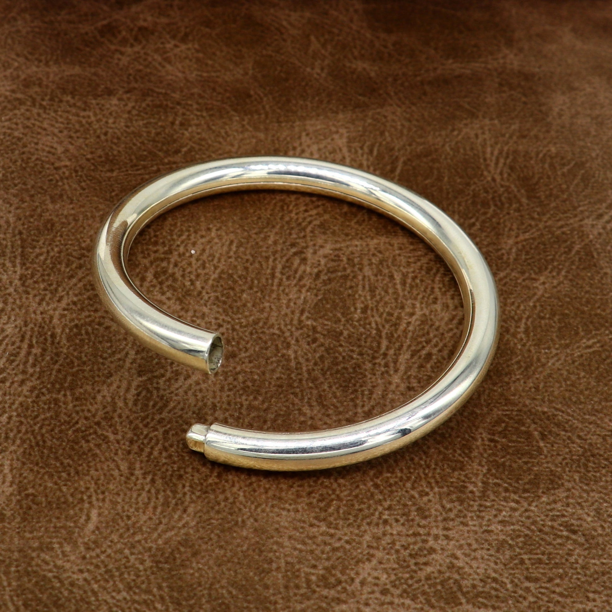 Fine 925 sterling silver plain shiny bright bangle bracelet kada, excellent personalized gifting stylish fancy bangle men's or girls nssk350 - TRIBAL ORNAMENTS