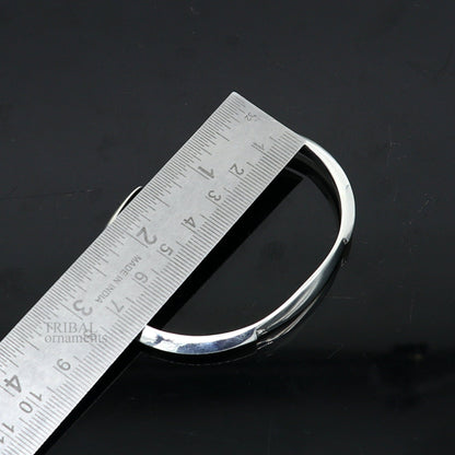 Elegant 925 sterling silver plain shiny bangle cuff bracelet, adjustable designer jewelry for men or girls, from TRIBAL ORNAMENTS.