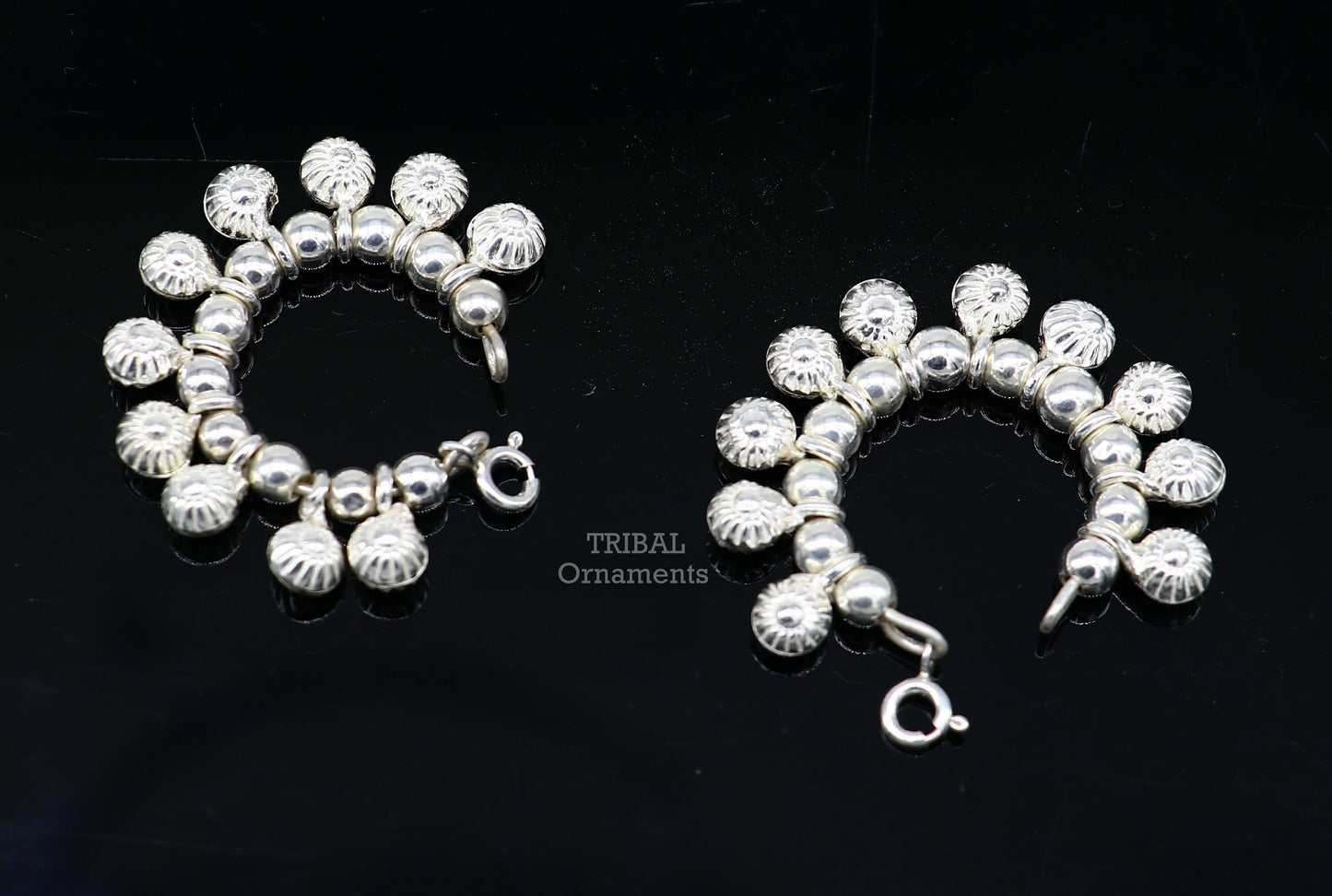 Vintage sterling silver Lord Krishna anklet from TRIBAL ORNAMENTS, small size Laddu Gopala Krishna ankle bracelet, handmade jewelry.