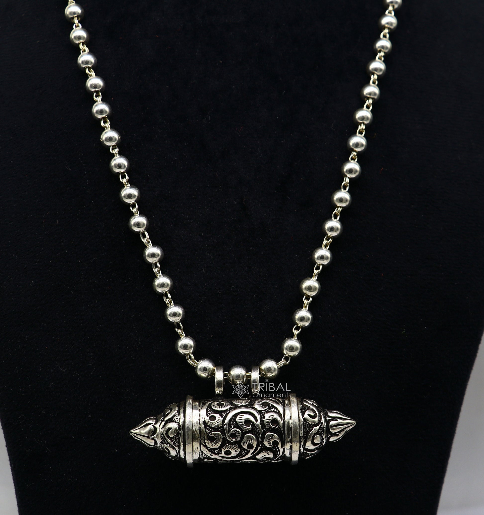 Sterling silver Nakshai design pendant and beaded necklace set by Tribal Ornaments, featuring tribal ethnic cultural jewelry.