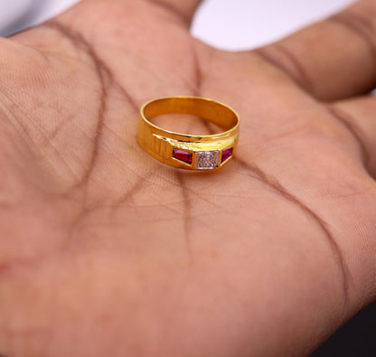 22KT yellow gold handmade Jadau stone ring band, traditional unisex jewelry from Rajasthan, India, featuring intricate craftsmanship.