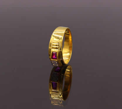 22KT yellow gold handmade Jadau stone ring band from Rajasthan, India, featuring traditional unisex jewelry design by Tribal Ornaments.