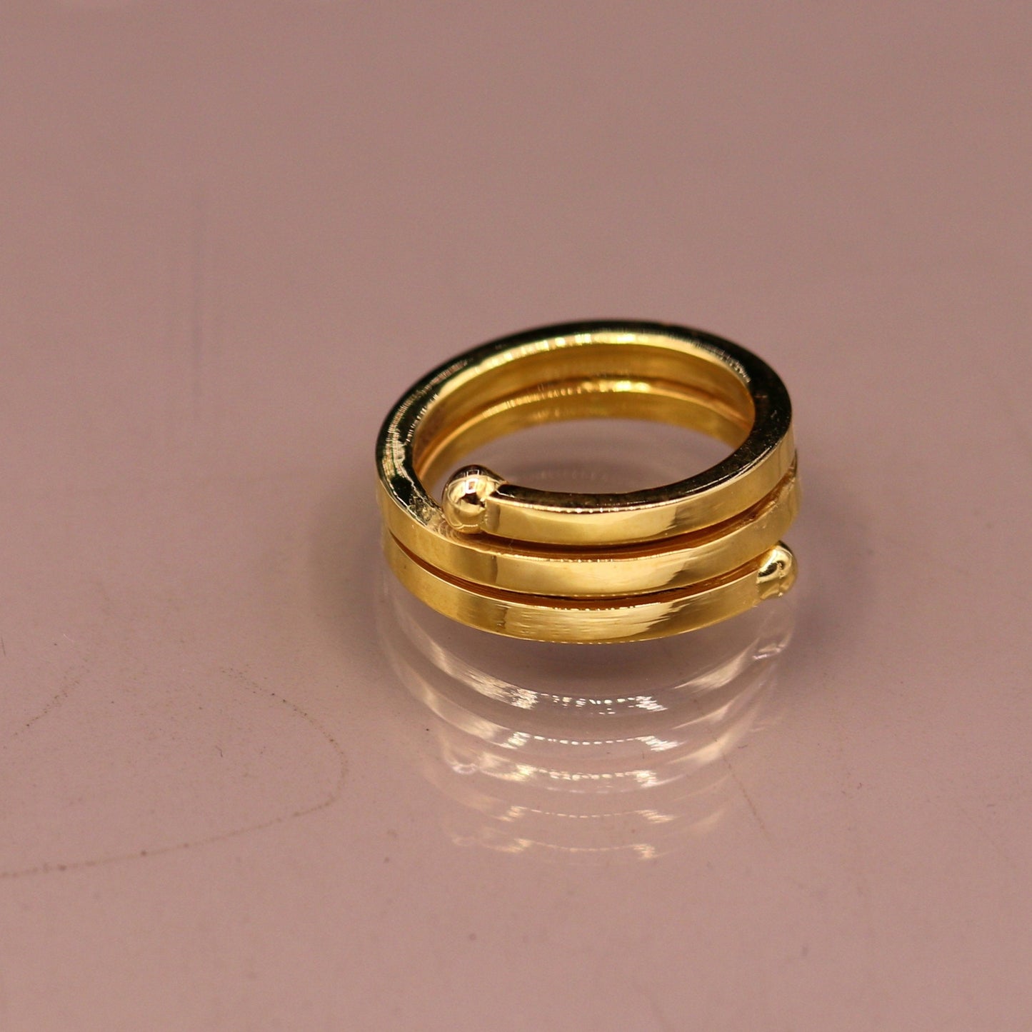 22kt yellow gold handmade fabulous spiral ring vintage antique design all sizes ring band for unisex gifting jewelry from india - TRIBAL ORNAMENTS