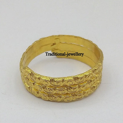 Vintage 22k yellow gold handmade ring band with Indian tribal design, unisex jewelry by Tribal Ornaments.