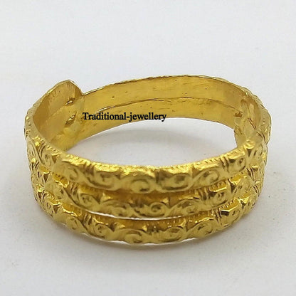 Vintage antique 22k yellow gold handmade tribal ring band, unisex Indian jewelry by Tribal Ornaments, elegant and intricate design