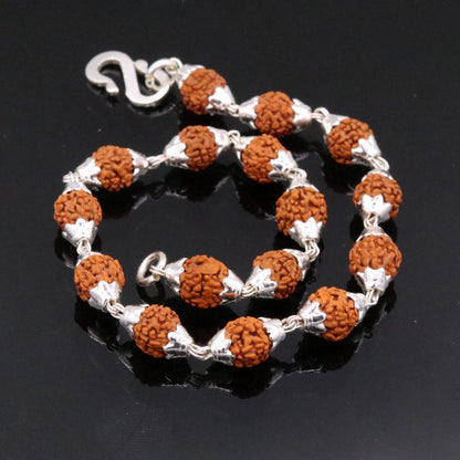 Vintage 925 sterling silver Rudraksha beads bracelet for unisex wrist jewelry, crafted by Tribal Ornaments from India.