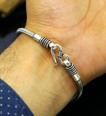 Vintage-style 925 sterling silver snake chain bracelet by Tribal Ornaments, unisex handmade tribal jewelry, customizable length.