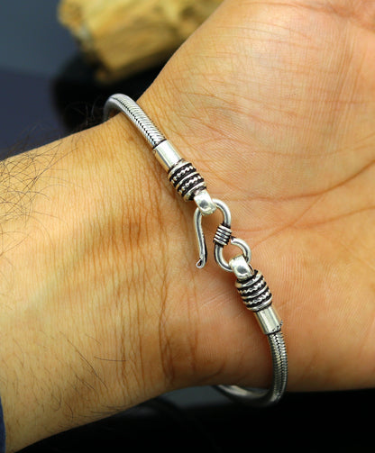 Vintage-style 925 sterling silver snake chain bracelet by Tribal Ornaments, unisex tribal jewelry, customizable handmade design.