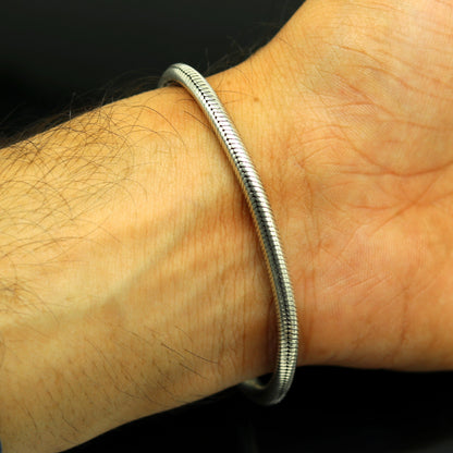 Handmade 925 sterling silver vintage snake chain bracelet, unisex, customizable with unique tribal-inspired design.