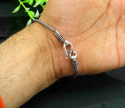 925 sterling silver wheat chain bracelet by TRIBAL ORNAMENTS, stylish and elegant jewelry for women, 6-inch solid silver bracelet.