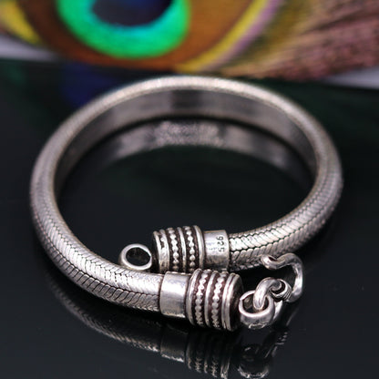 Vintage-style 925 sterling silver wheat chain bracelet with half-round 'D' shape, unisex handmade jewelry from TRIBAL ORNAMENTS.