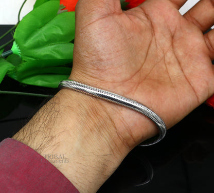 Sterling silver handmade 6.5 mm snake chain bracelet with D shape, unisex, half-round design by Tribal Ornaments.