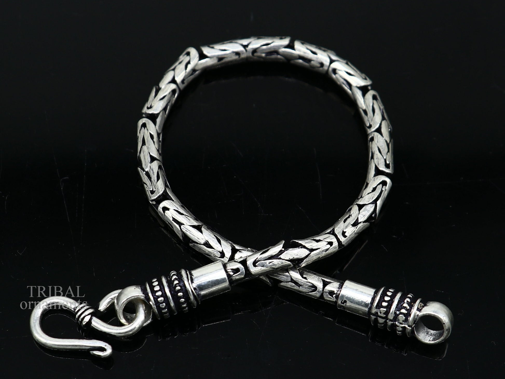 Unisex 925 sterling silver tribal bracelet with 4mm vintage-style beads, handmade tribal jewelry for men and women.