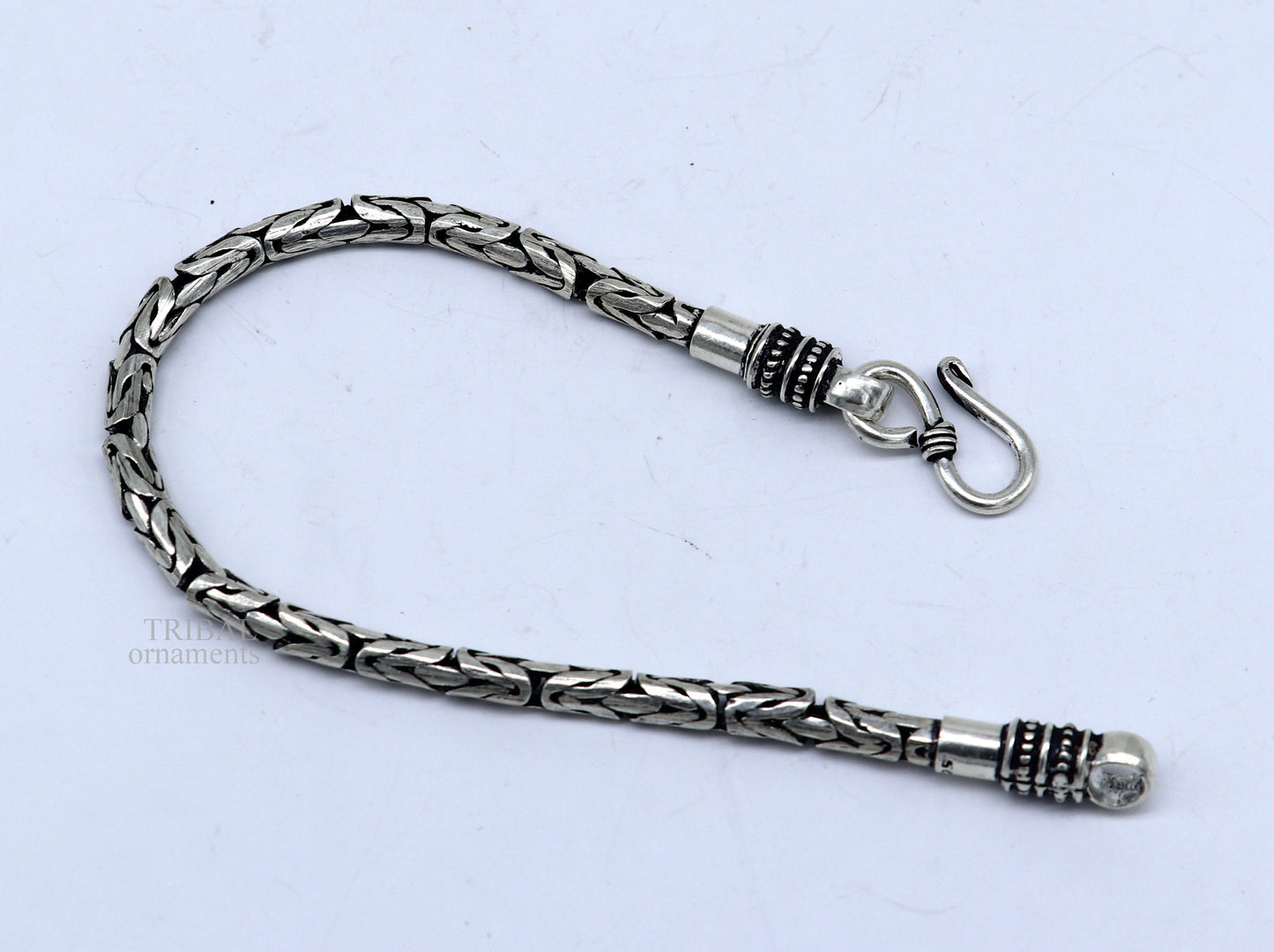 Unisex 925 sterling silver bracelet with tribal design, vintage style handmade jewelry for men and women by TRIBAL ORNAMENTS.