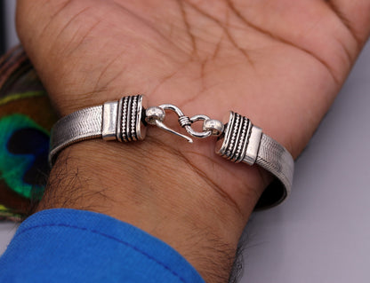 925 sterling silver vintage foxtail chain bracelet by TRIBAL ORNAMENTS, unisex elegant jewelry for wrist belt or gifting, 7 inches long