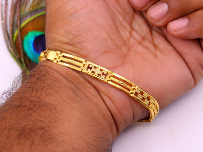 Authentic 22KT yellow gold handmade flexible unisex bracelet from Rajasthan, solid stylish jewelry by TRIBAL ORNAMENTS.