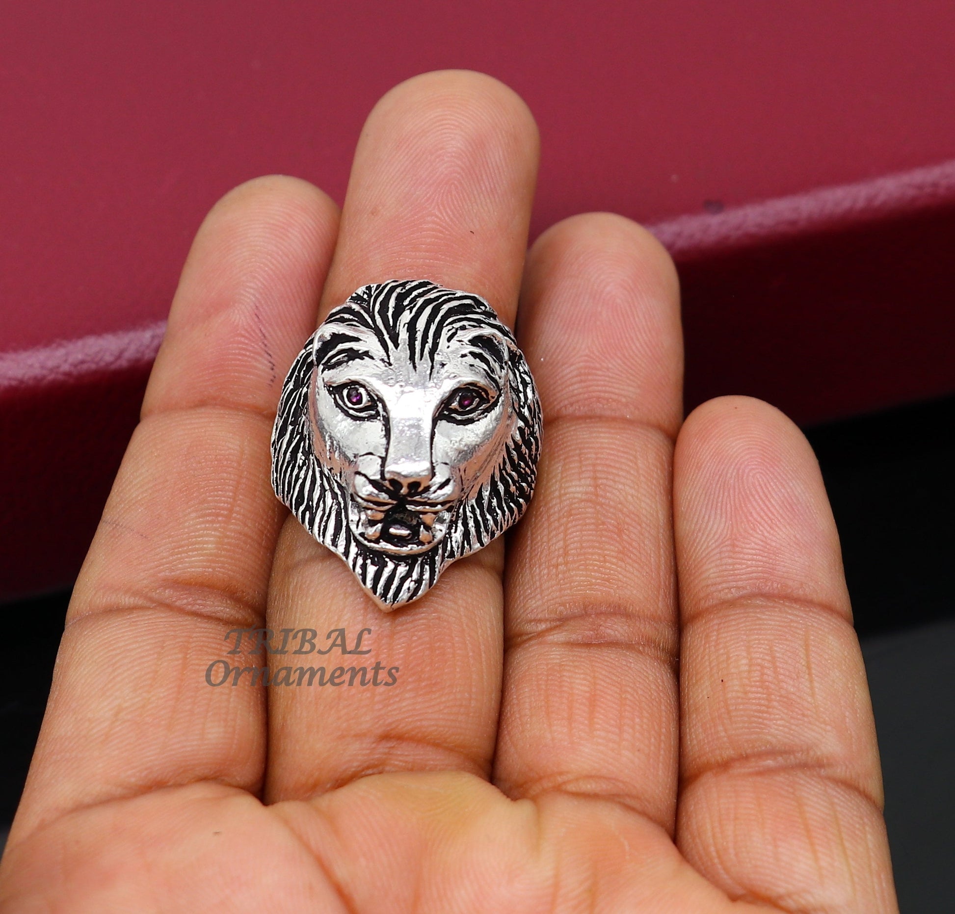 92.5% sterling silver handmade king lion head face high quality unique ring band for gifting, stylish luxury lion ring  sr363 - TRIBAL ORNAMENTS