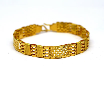 22kt yellow gold custom-made diamond cut flexible bracelet by TRIBAL ORNAMENTS, personalized fancy jewelry with hallmarked 916 gold.