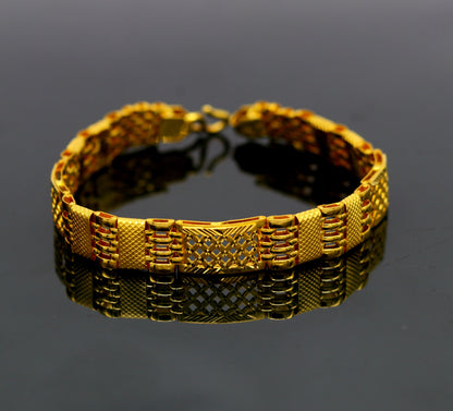 Tribal Ornaments 22kt yellow gold custom-made diamond cut flexible bracelet with personalized design and hallmarked jewelry, India.