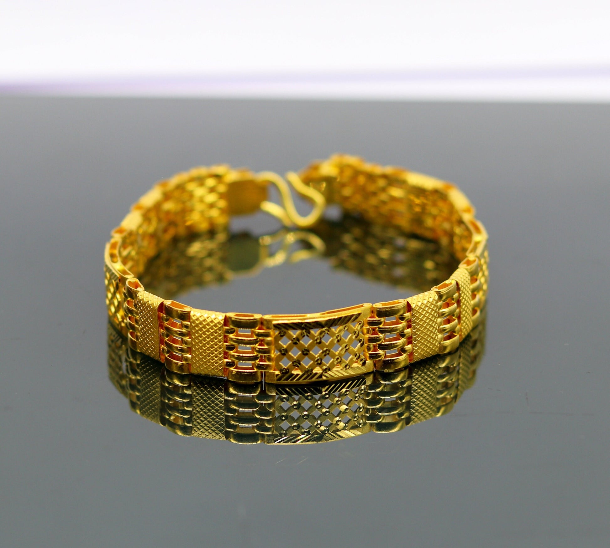 8"/8.5"/9" 22kt yellow gold custom made diamond cut design fabulous flexible bracelet, best gift personalized gold fancy jewelry india br42 - TRIBAL ORNAMENTS