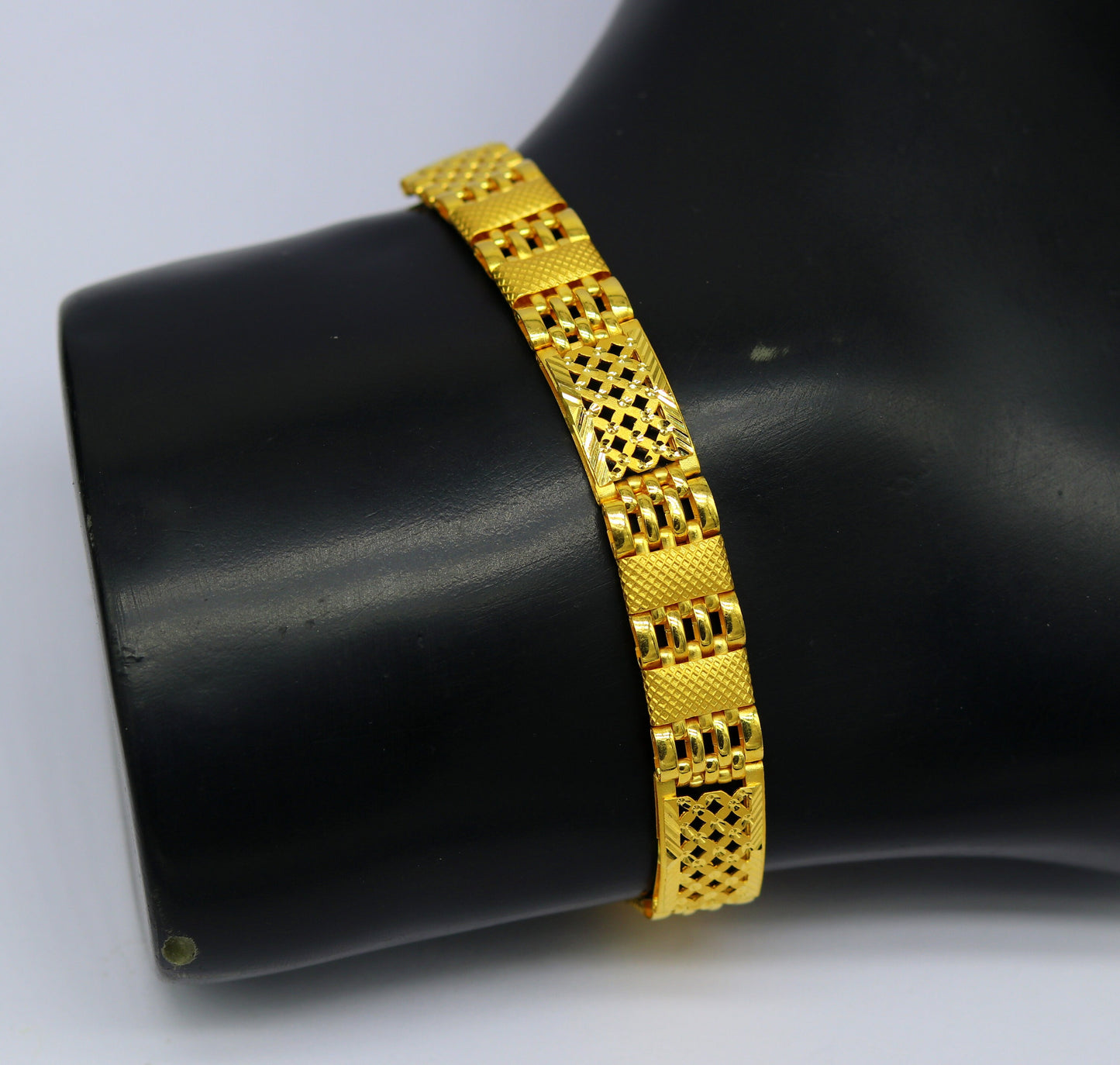 8"/8.5"/9" 22kt yellow gold custom made diamond cut design fabulous flexible bracelet, best gift personalized gold fancy jewelry india br42 - TRIBAL ORNAMENTS