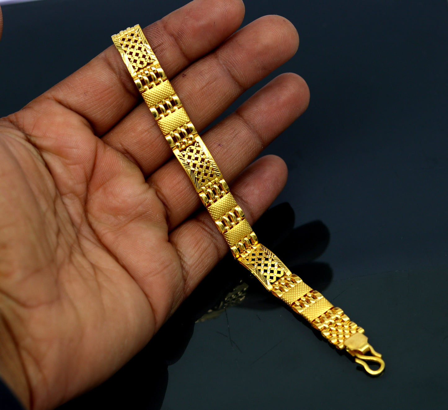 8"/8.5"/9" 22kt yellow gold custom made diamond cut design fabulous flexible bracelet, best gift personalized gold fancy jewelry india br42 - TRIBAL ORNAMENTS