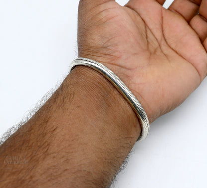 Sterling silver handmade snake chain bracelet in 8.5 inches with D-shape design, 6mm width, from TRIBAL ORNAMENTS.