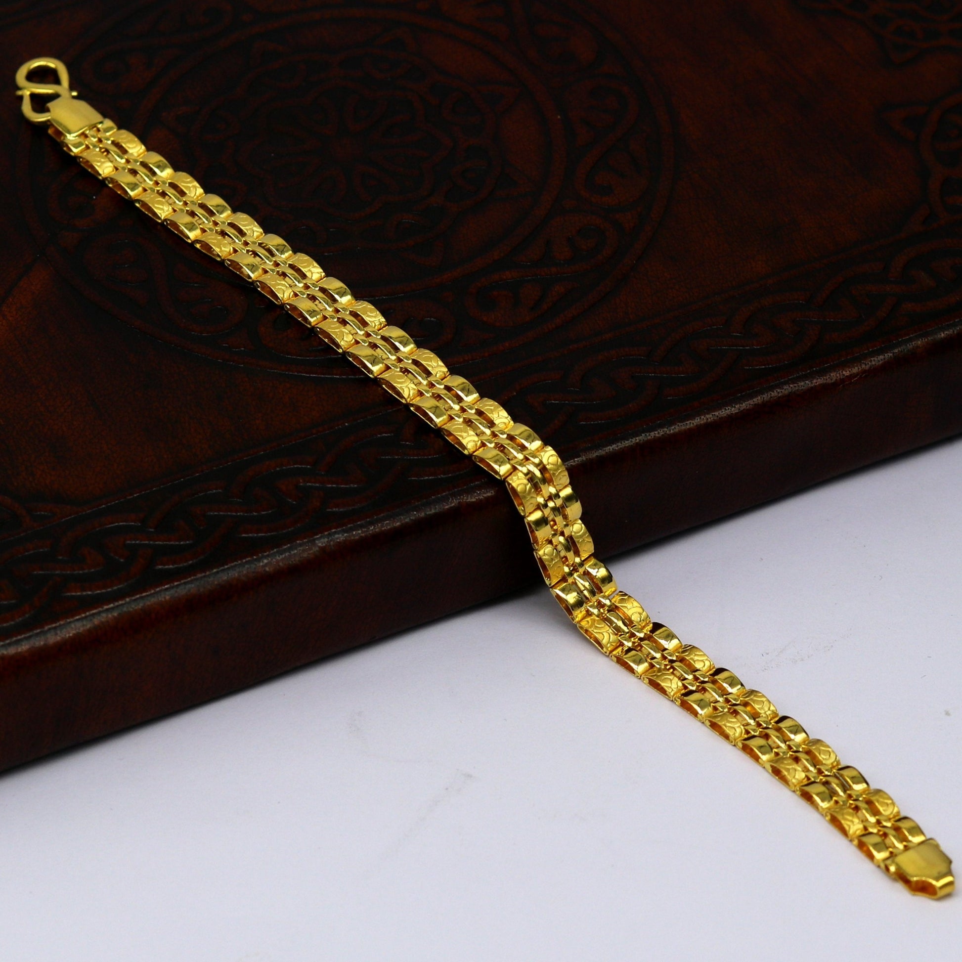 Pure 22kt yellow gold custom made diamond cut design fabulous flexible bracelet, best gift personalized gold fancy jewelry india br41 - TRIBAL ORNAMENTS