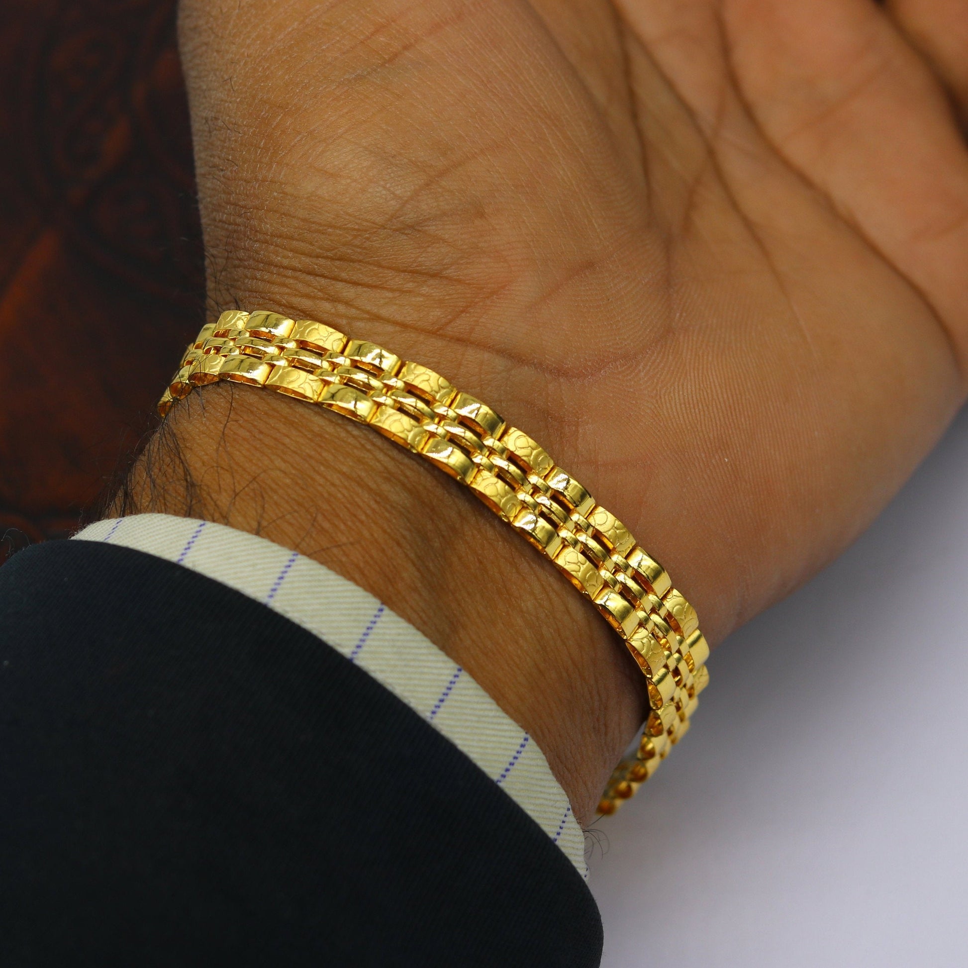 Pure 22kt yellow gold custom made diamond cut design fabulous flexible bracelet, best gift personalized gold fancy jewelry india br41 - TRIBAL ORNAMENTS