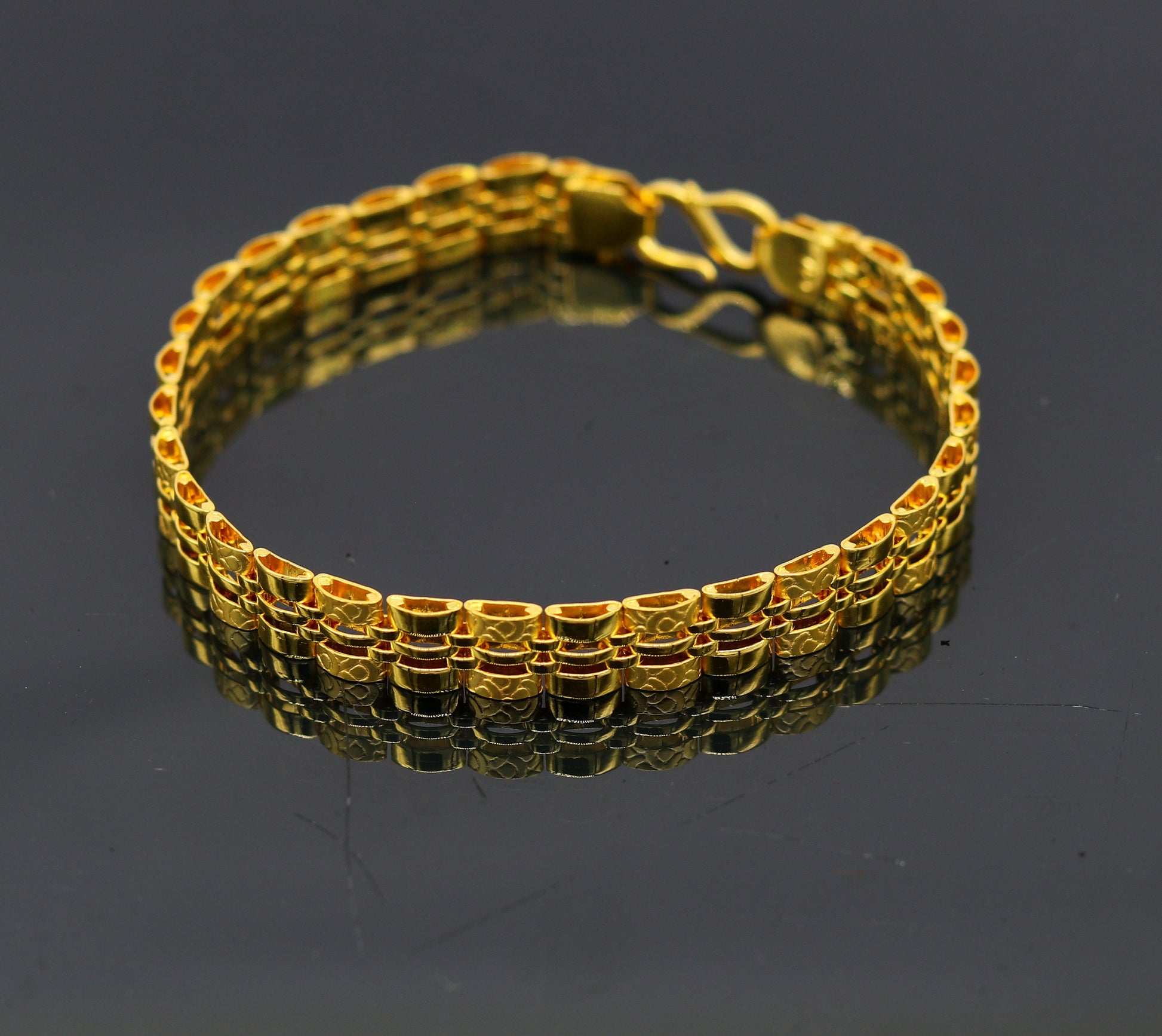 Pure 22kt yellow gold custom made diamond cut design fabulous flexible bracelet, best gift personalized gold fancy jewelry india br41 - TRIBAL ORNAMENTS