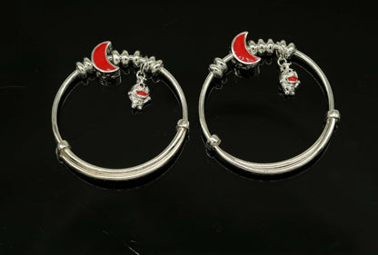 Unisex 925 sterling silver adjustable charm bangle bracelet with intricate tribal design, suitable for kids and babies.