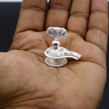 Small 1.2-inch handmade sterling silver Lord Shiva lingam stand, designed for puja and prosperity rituals.