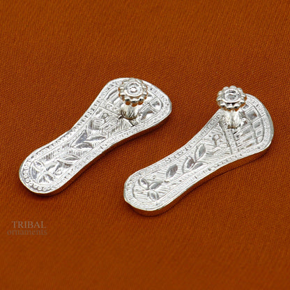 1.5" sterling silver handmade idols Charan paduka,slippers for idol krishna, laddu gopala, little krishna or Vshnu Narayana puja art su644 - TRIBAL ORNAMENTS