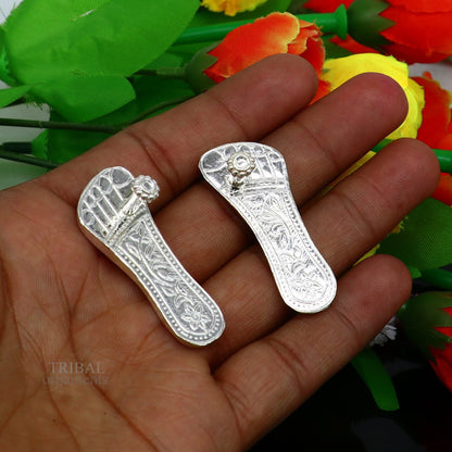 1.8" sterling silver handmade idols Charan paduka,slippers for idol krishna, laddu gopala, little krishna or Vshnu Narayana puja art su643 - TRIBAL ORNAMENTS