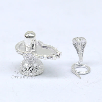Small 925 sterling silver Lord Shiva lingam stand, handcrafted solid silver Shivling puja article for wealth and prosperity.