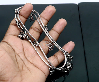 11-inch sterling silver snake chain anklet by Tribal Ornaments, featuring a sleek foot bracelet design for belly dance jewelry.