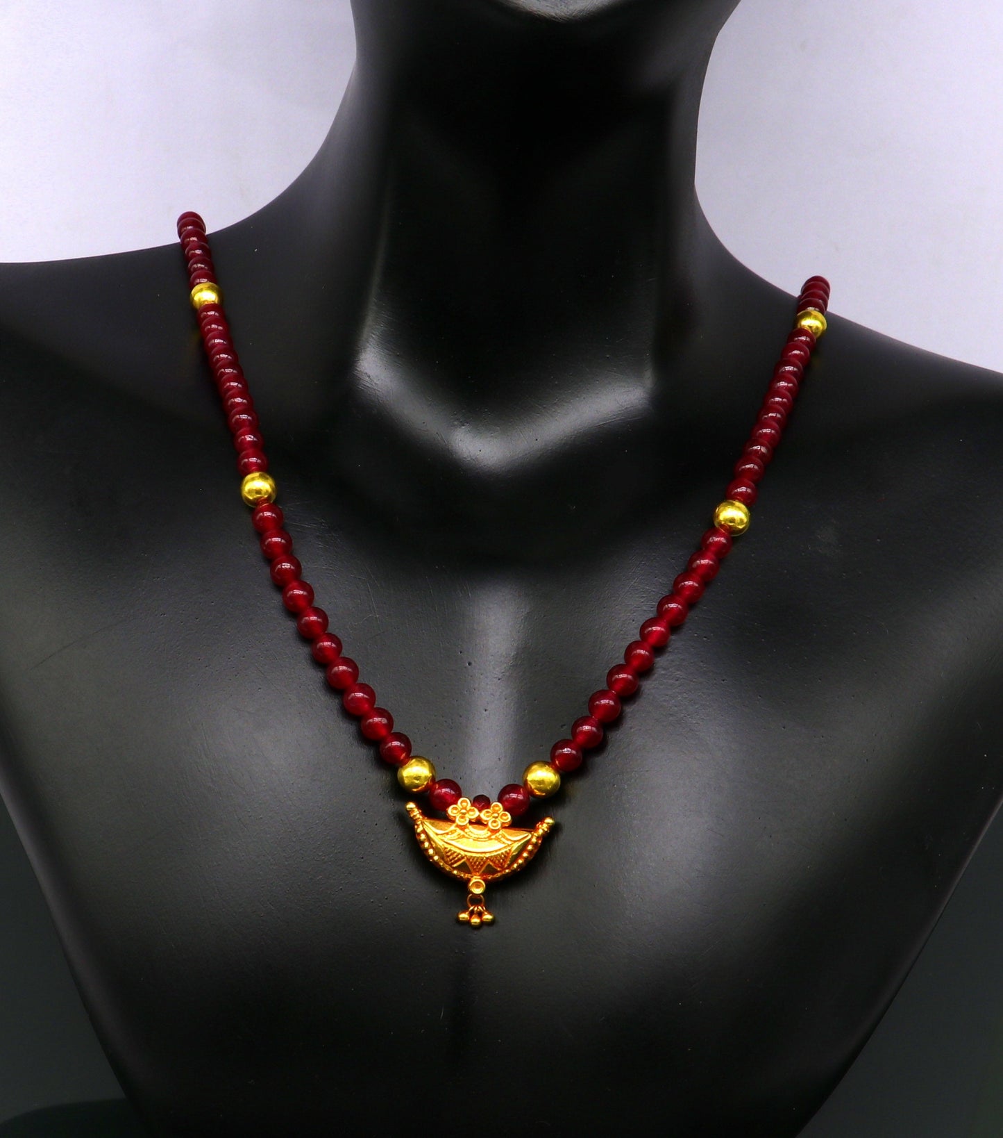 18" red color beaded necklace, fabulous 20kt yellow gold amulet style pendant, excellent customize gift stylish tribal ethnic jewelry ap05 - TRIBAL ORNAMENTS